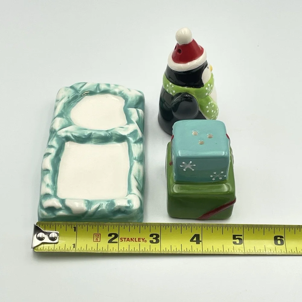 Christmas Penguin & Presents Salt & Pepper Shakers w/ Base Ceramic Holiday Decor